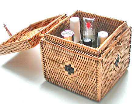 cosmetics-box